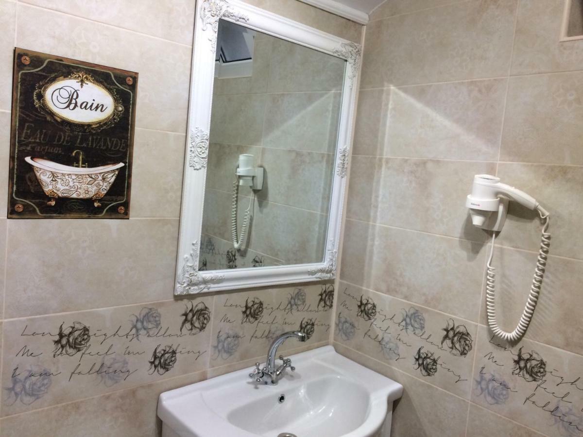 Solaria House Hotel Navodari Bagian luar foto