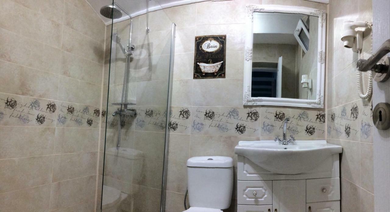 Solaria House Hotel Navodari Bagian luar foto